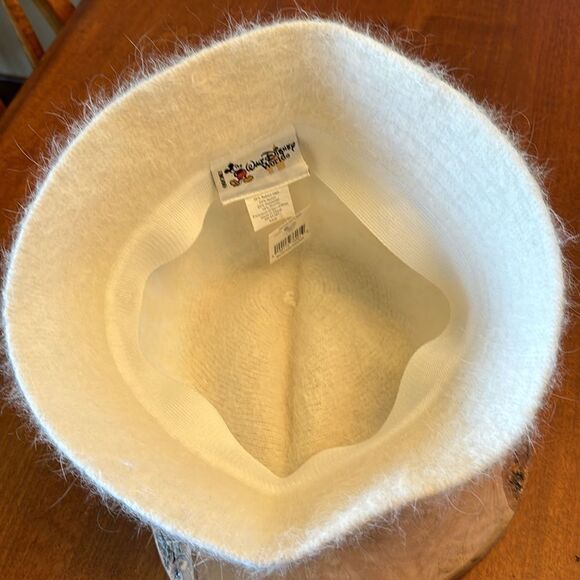 NEW Walt Disney World White Rabbit Fur Blend Mickey Mouse Bucket Hat - Adult - Picture 5 of 9